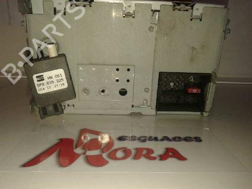 Radio SEAT LEON (1M1)  | BP13697353E6 