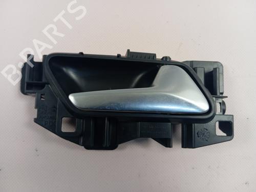 Højre fortil invendig håndtag PEUGEOT 2008 II (UD_, US_, UY_, UJ_, UR_, UC_) [2019-2025]  30515001