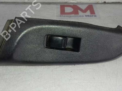 Used Right rear window switch NISSAN ALMERA II Hatchback (N16) [2000-2025]  30370006