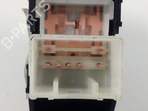 Left rear window switch KIA STONIC (YB) 1.0 T-GDi | BP17828193I29