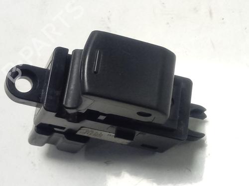 Used Right rear window switch NISSAN QASHQAI I (J10, NJ10) 2.0 dCi (150 hp) 30373027