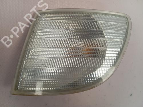 Used Left front indicator MERCEDES-BENZ VITO Van (W638) [1997-2003]  30579593
