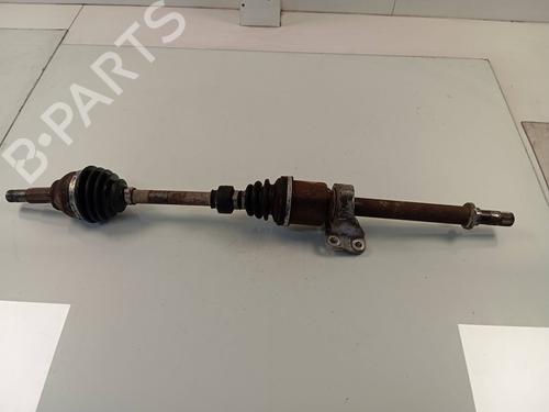 Used Right front driveshaft NISSAN NV200 / EVALIA Bus [2010-2025]  19181476