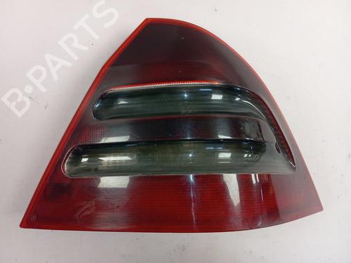 Used Right taillight MERCEDES-BENZ C-CLASS (W203) [2000-2007]  31026174