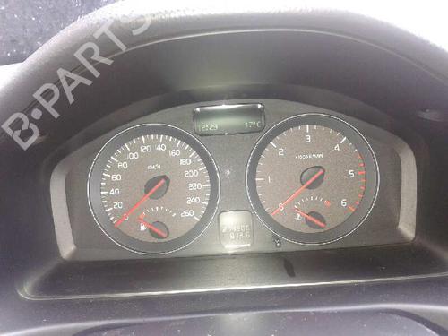 Used Instrument cluster VOLVO V50 (545) 1.6 D (110 hp) 17003226