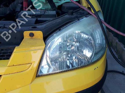 Used Left headlight HYUNDAI GETZ (TB) 1.1 (63 hp) 12669478
