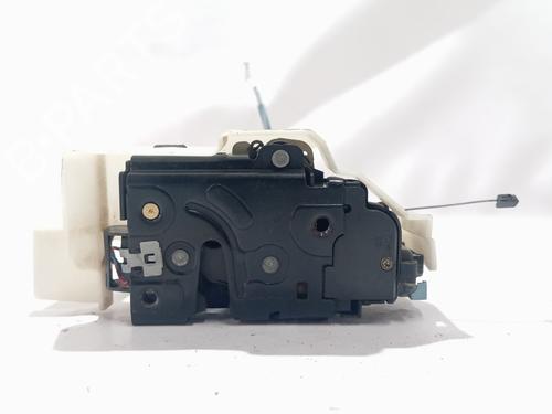 rear-left-lock-porsche-cayenne-9pa-2002-2003-2004-2005-2006-2007-2008-2009-2010-34716715 main image