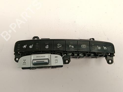 Used Switch HYUNDAI TUCSON (TL, TLE) [2015-2023]  32303878