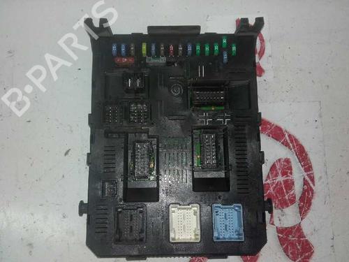 Used Fuse box Fuse box CITROËN C4 I (LC_) 1.6 HDi (90 hp) 40102919 40102919