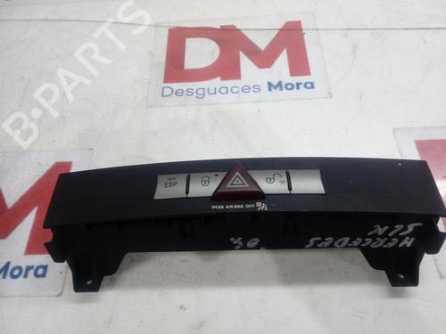 Used Warning switch MERCEDES-BENZ SLK (R171) 200 Kompressor (171.442) (163 hp) 19261181
