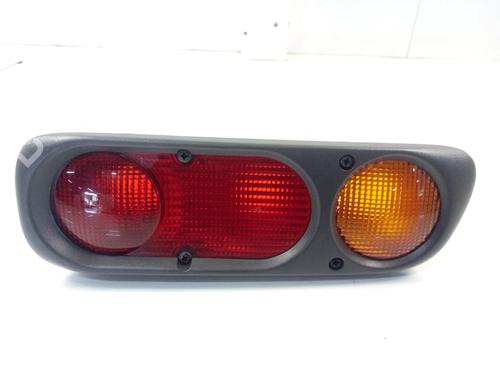 Used Right taillight NISSAN TERRANO II (R20) 3.0 Di 4WD (154 hp) 18830233