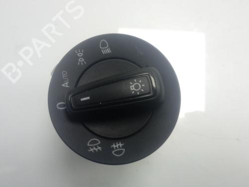 Used Headlight switch SEAT IBIZA V (KJ1, KJG) [2017-2025]  17323401