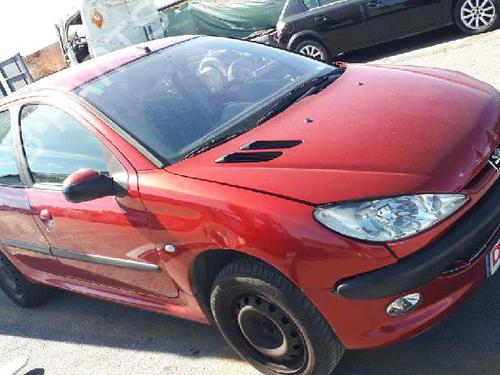 Fuse box PEUGEOT 206 Hatchback (2A/C) 1.4 HDi eco 70 | BP12669323E1