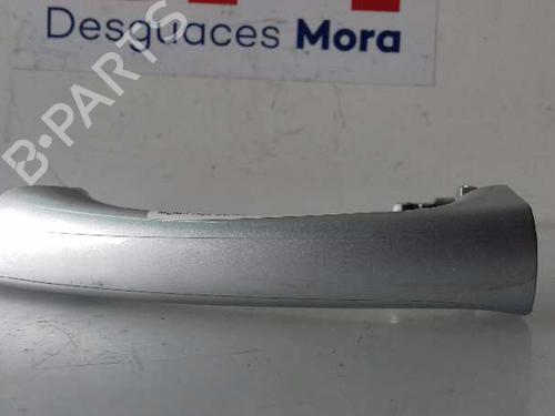 Used Front left exterior door handle MERCEDES-BENZ C-CLASS (W203) C 220 CDI (203.008) (150 hp) 16133808