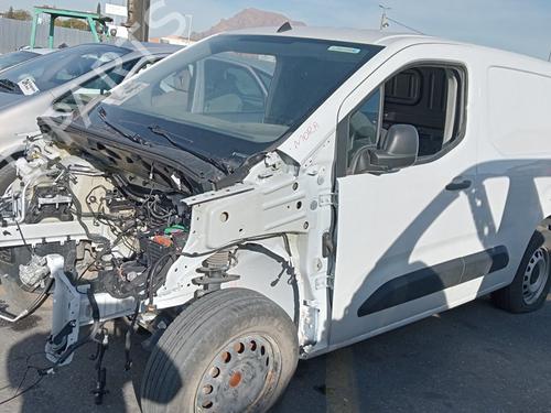 Front left interior door handle CITROËN BERLINGO (ER_, EC_) | BP17624320I13