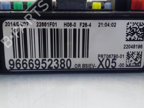 Fuse box CITROËN C3 Picasso (SH_)  | BP18552659E1 