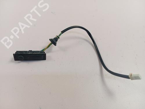 Used Tailgate handle NISSAN X-TRAIL III (T32_, T32R, T32RR) 1.3 DIG-T (160 hp) 27498442