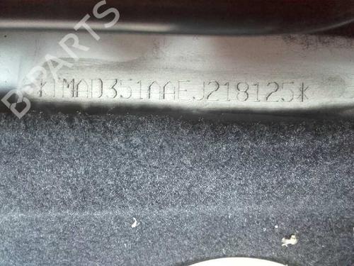 Armrest / Center console HYUNDAI i30 (GD)  | BP12640545I20 