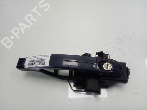 Used Front left exterior door handle FORD FOCUS III [2010-2020]  17078978
