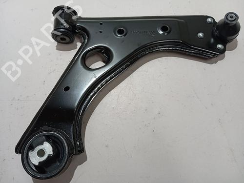 Used Right front suspension arm Right front suspension arm 24140337 24140337