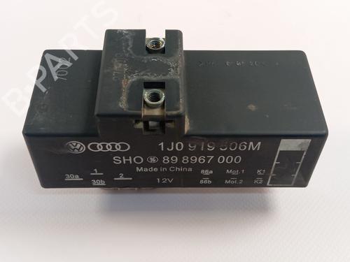 Used Electronic module Electronic module SEAT IBIZA IV (6J5, 6P1) 1.6 TDI (90 hp) 34722138 34722138