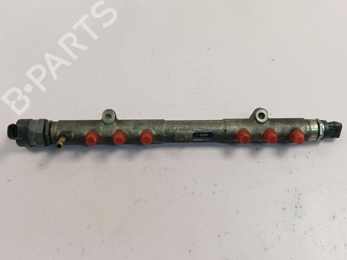 Used Injection rail Injection rail VOLVO V70 II (285) [1999-2008] 32111542 32111542