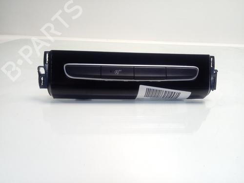 Używane Przełącznik RENAULT MEGANE IV Hatchback (B9A/M/N_) [2015-2025]  14133548