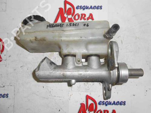 Used Brake master cylinder RENAULT MEGANE II Estate (KM0/1_) [2003-2012]  12635660