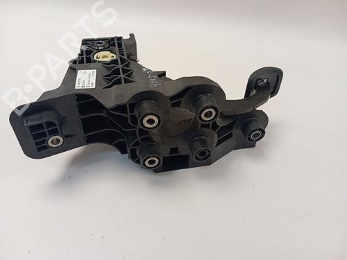 Break pedal RENAULT TRAFIC III Van (FG_)  | BP21004182I19 