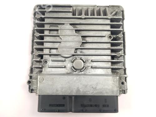 Used Engine control unit (ECU) Engine control unit (ECU) AUDI A1 Sportback (8XA, 8XF) 1.6 TDI (90 hp) 35787715 35787715
