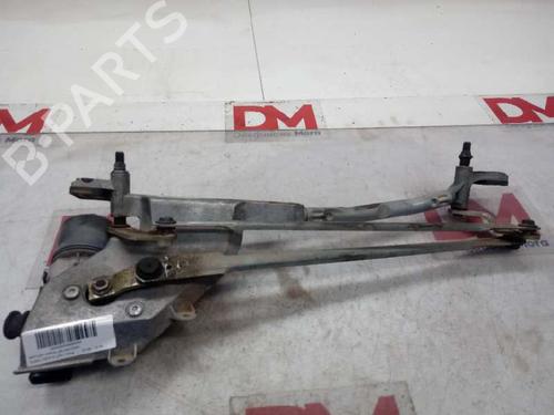 Front wiper motor FORD FIESTA VI (CB1, CCN) 1.4 8A6117500 |