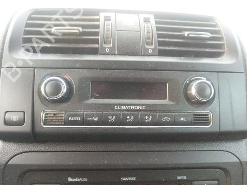 Used Climate control SKODA ROOMSTER (5J7) 1.6 TDI (105 hp) 13479201