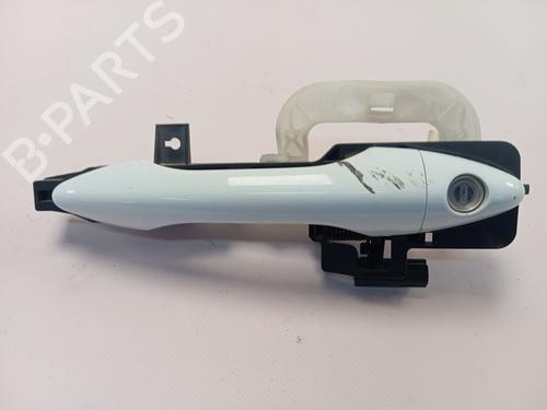 Used Front left exterior door handle HYUNDAI ix35 (LM, EL, ELH) [2009-2016]  20294676