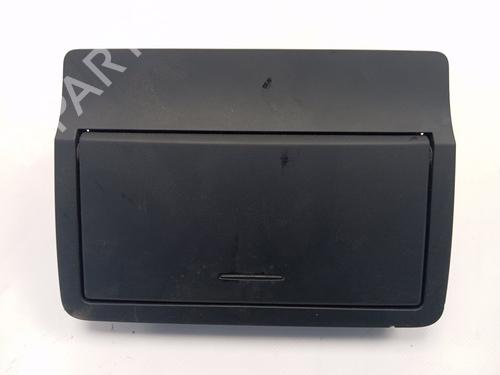 Używane Monitor / Wyświetlacz AUDI A1 Sportback (8XA, 8XF) [2011-2019]  29723678