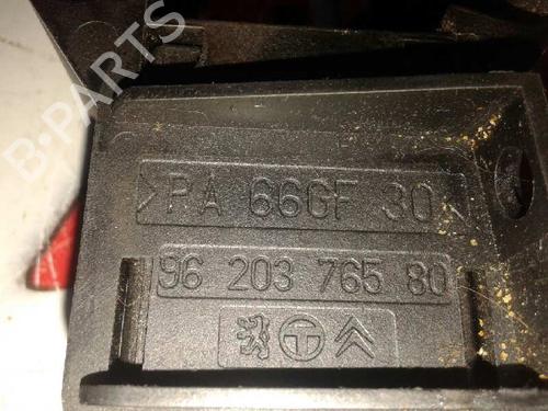 Headlight switch PEUGEOT 206 Hatchback (2A/C) 1.4 i | BP30372541I24