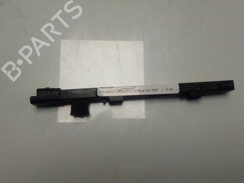 Antenne/Base PEUGEOT 2008 II (UD_, US_, UY_, UJ_, UR_, UC_) [2019-2025]  15906239