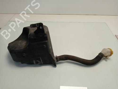 Used Windscreen washer tank CHRYSLER VOYAGER IV (RG, RS) 2.8 CRD (150 hp) 17574327
