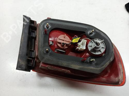 Right taillight HYUNDAI ELANTRA III Saloon (XD) 2.0 CRDi | BP16541517C35 