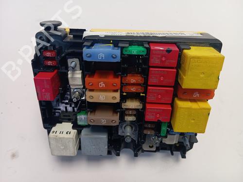 Used Fuse box PEUGEOT 3008 II SUV (MC_, MR_, MJ_, M4_) [2016-2025]  29062637