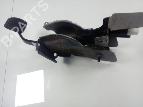 Clutch pedal RENAULT EXPRESS Box Body/MPV 1.5 Blue dCi 95 (F6AB) | BP29410228I13 