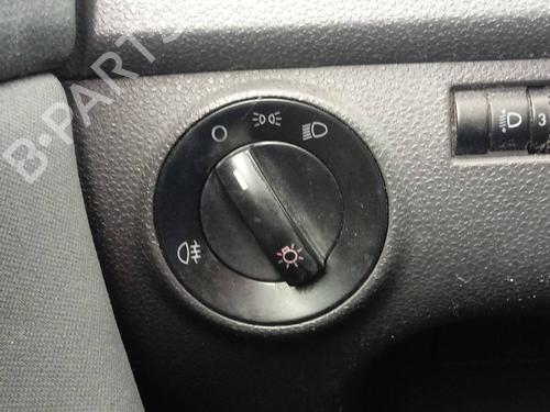 Used Headlight switch VW POLO (9N_, 9A_) 1.4 16V (75 hp) 12842211