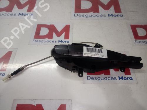 Używane Klamka zewnętrzna drzwi przednich prawych BMW 3 (E90) 318 d (122 hp) 12842282