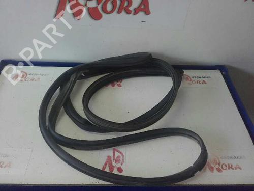 Used Rubber door seal MITSUBISHI PAJERO IV (V8_W, V9_W) 3.2 DI-D 4WD (V98W, V88W) (200 hp) 30369147