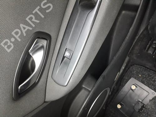 Used Right front window switch RENAULT SCÉNIC III (JZ0/1_) [2008-2016]  16349541