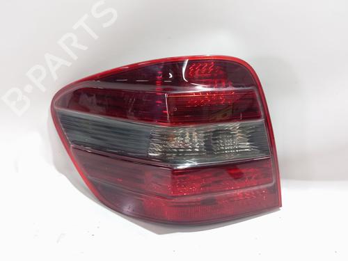 left-taillight-mercedes-benz-m-class-w164-2005-2006-2007-2008-2009-2010-2011-2012-36086609 main image