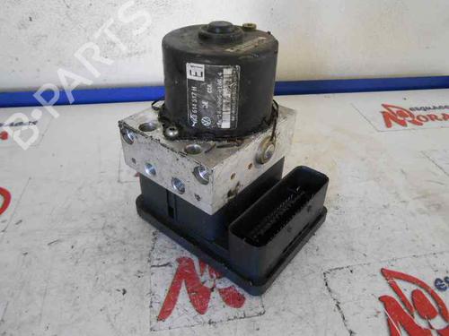 Used ABS pump AUDI A3 Sportback (8PA) 2.0 TDI quattro (140 hp) 12635209