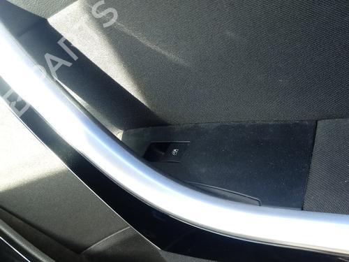 Used Right front window switch OPEL ASTRA J (P10) [2009-2016]  30372728