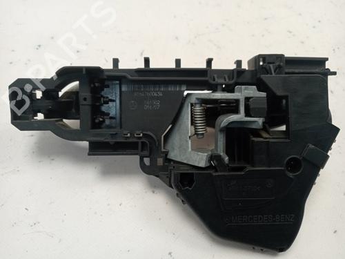 Rear right exterior door handle MERCEDES-BENZ M-CLASS (W164) ML 320 CDI 4-matic (164.122) | BP28470982C130
