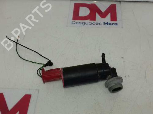 Used Washer pump LAND ROVER DEFENDER Station Wagon (L316) 2.5 Td5 4x4 (L316) (122 hp) 14127866