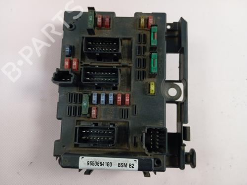 Sikringsdose PEUGEOT 307 (3A/C) [2000-2012]  30684963